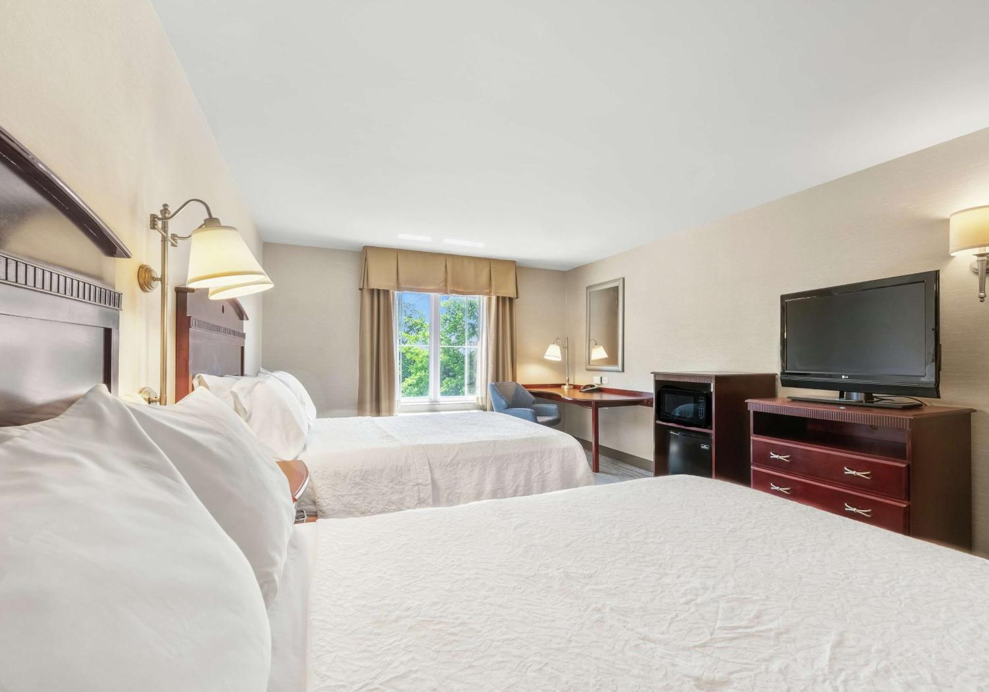 Hampton Inn Nashua Eksteriør billede
